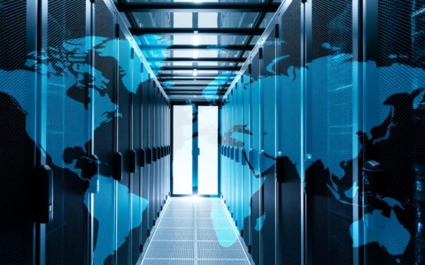 服务器如何高效稳定运行？揭秘优化策略与维护技巧！