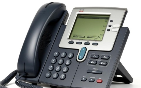 Cisco IP电话配置过程中，有哪些常见问题与解决技巧？