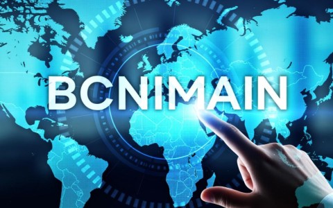 全球范围内，有哪些国家和地区注册域名完全无需备案？