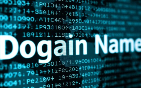 域名究竟由哪些关键部分构成？揭秘其完整组成结构！