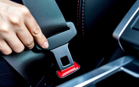 安全带提醒装置总响，不系会怎样？必须马上系吗？