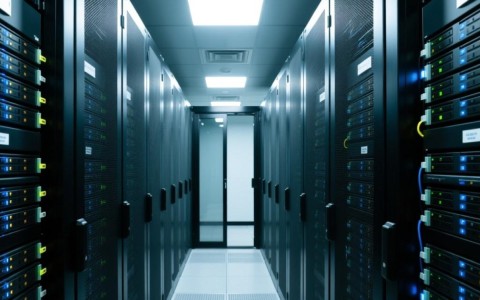 西安网络服务器发展现状如何？有哪些创新突破和潜在问题？