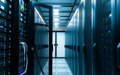 西安服务器费用为何普遍高于其他城市？揭秘影响价格的关键因素！