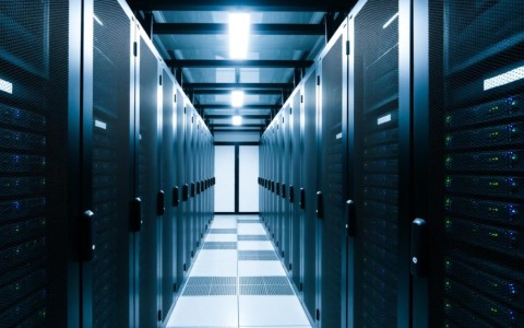 西安服务器价格如何？性价比最高的配置和品牌是哪些？