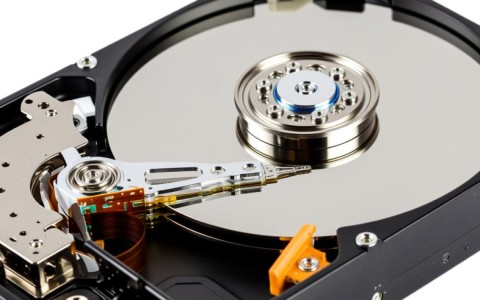 服务器读取磁盘慢是什么原因导致的？