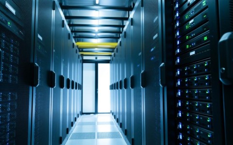 西安省服务器价格为何波动大？性价比高的选择有哪些？