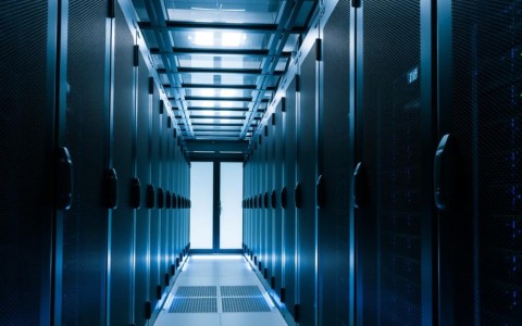 西安服务器价格为何如此波动？揭秘性价比与配置背后的秘密！