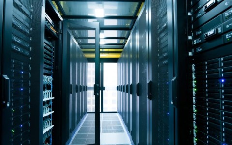 服务器 西安为何成为数据中心热点？背后的原因与优势有哪些？