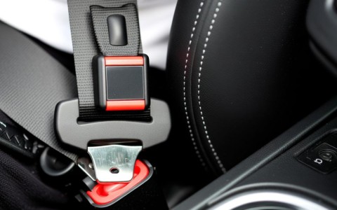 安全带提醒装置怎么搭建？低成本DIY方案有哪些？