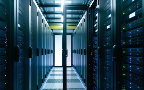 陕西服务器云主机，如何选择最适合自己的配置和价格？