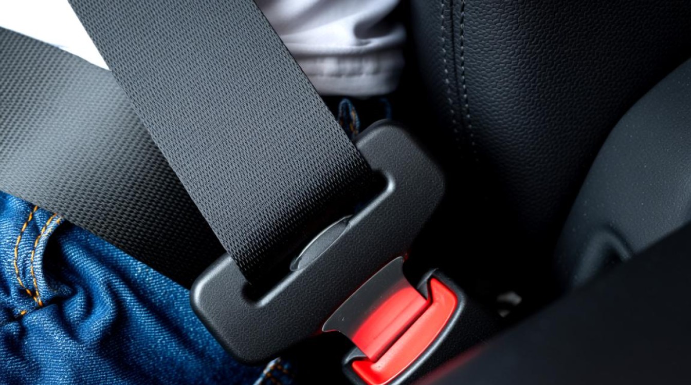 安全带提醒装置是干嘛的?不系车会自动锁吗? 安全带提醒装置是干嘛的?不系车会自动锁吗?