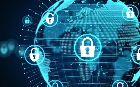 安全数据的第一道保障，具体指什么技术或措施？