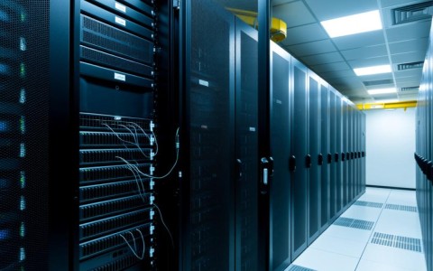 陕西一台服务器，背后隐藏的科技力量与安全疑问是什么？