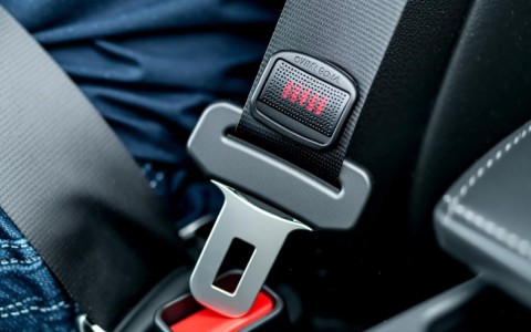 安全带提醒装置常见故障怎么办？解决方法有哪些？