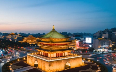 西安软件开发上市公司，哪些企业领跑行业，未来发展趋势如何？