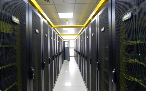 陕西免备案服务器，为何如此受欢迎？背后有何优势？