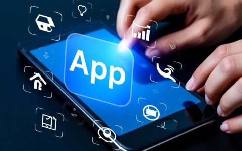 哪家公司开发了这个app？能否提供联系电话查询？