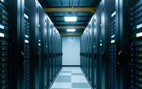 服务器设计方案选型时需重点考虑哪些核心要素？