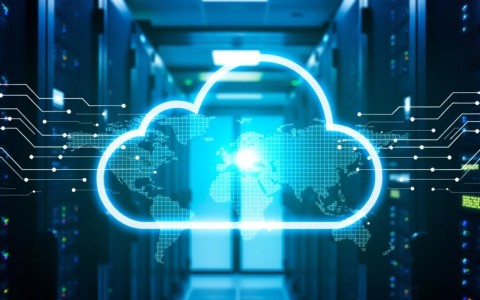 服务器如何设置七牛驱动？详细步骤是怎样的？