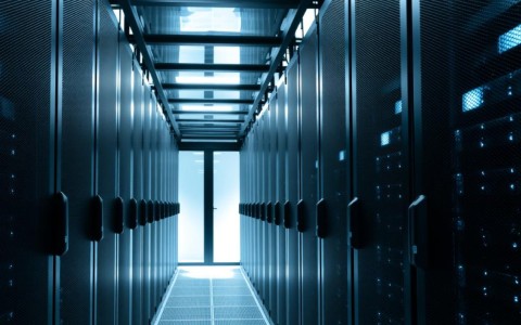 长沙服务器托管，为何选择这里？性价比与稳定性如何权衡？