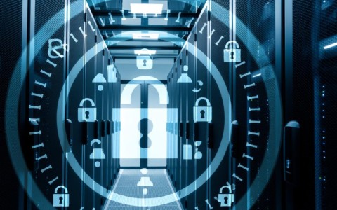 长沙服务器托管和云服务，哪种方式更适合企业需求？