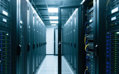 服务器设备管理器如何高效监控与维护硬件状态？