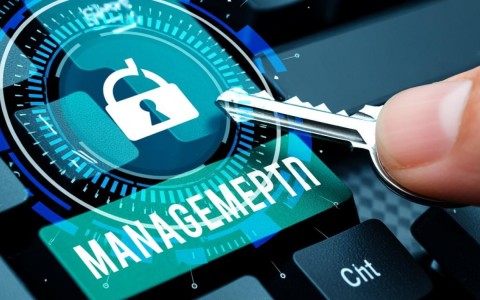 如何构建企业级安全与密钥管理全生命周期防护体系？