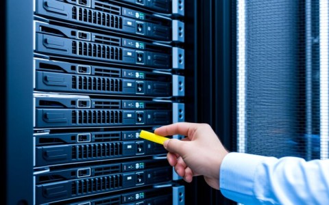 服务器设置开机自动启动软件