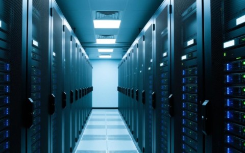 长沙网站服务器，为何如此受欢迎？背后的优势与挑战是什么？