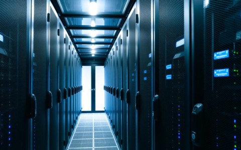 长沙服务器高防，为何如此备受瞩目？性价比与安全性能如何权衡？