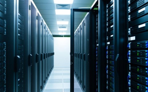 湖南服务器价格租选哪家？性价比高的租赁方案推荐？