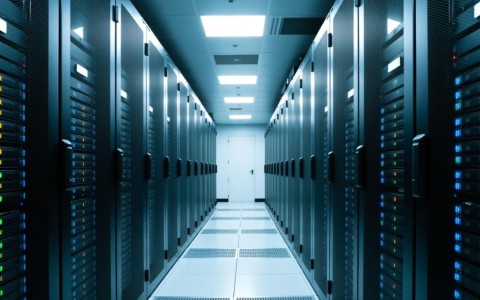 服务器设备资源如何高效分配与管理优化？