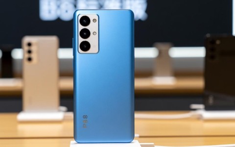 p8标准版配置有哪些独特亮点？与高端版有何区别？