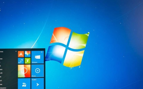 win8正在配置更新这是否意味着我的系统将迎来新功能？