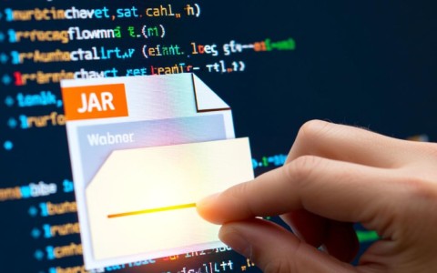 如何通过jar包读取外部配置文件实现灵活配置？探讨最佳实践与技巧。