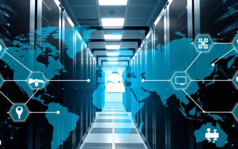 服务器表是什么？如何正确配置与管理？