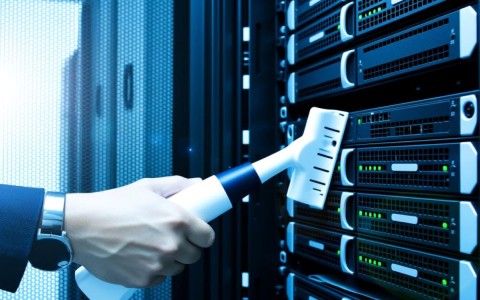 服务器灰尘清理管理，多久清理一次才合适？