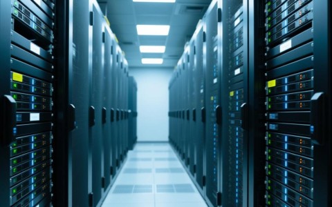 服务器操作系统选型，关键看哪些因素？