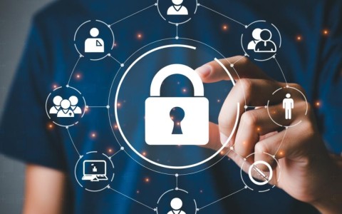 如何正确关闭域名隐私保护功能？详细步骤解析及注意事项！