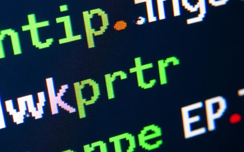 Linux下FTP更换目录，如何实现操作与配置优化？