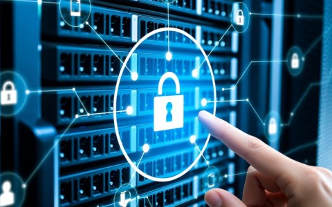 服务器文件权限配置为何如此关键？探讨权限管理对系统安全的影响。