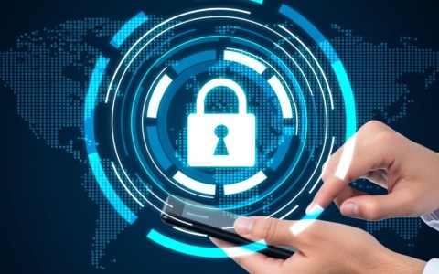 配置安全证书时，有哪些常见问题或误区需要注意？